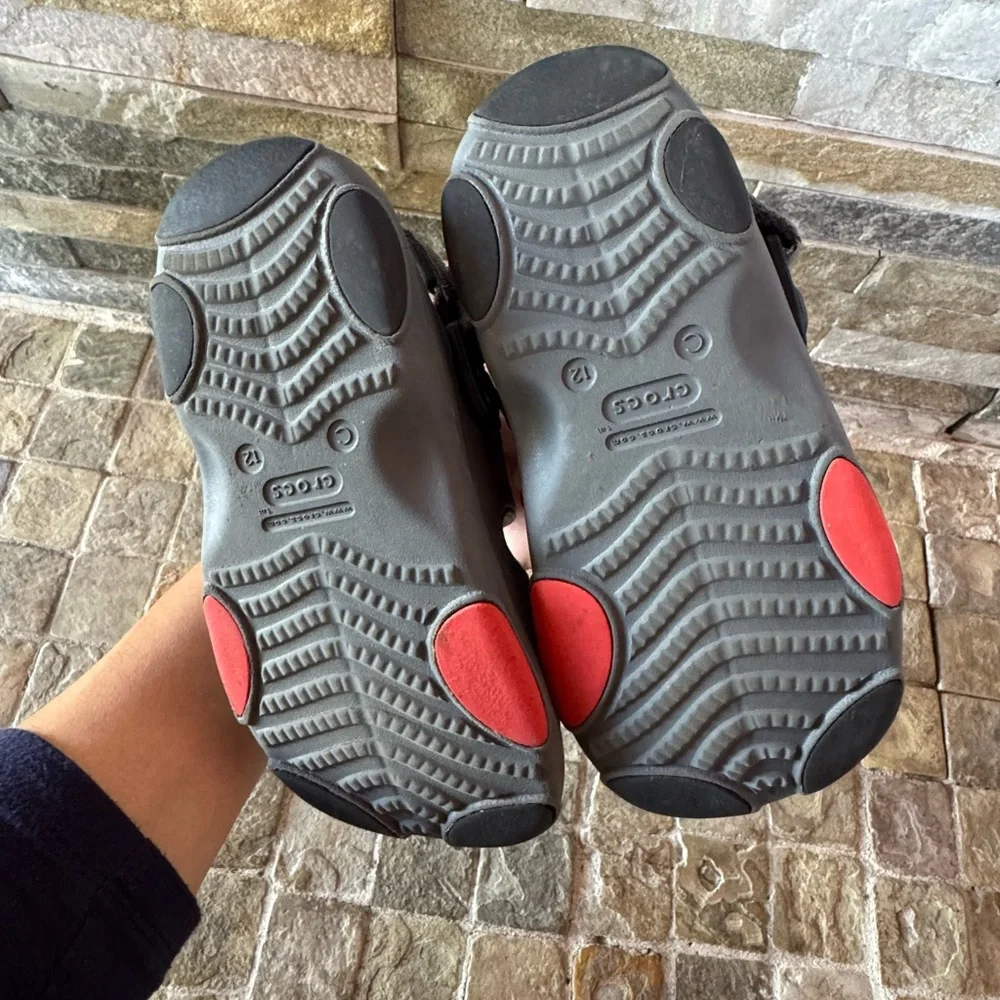 CROCS comfortable kids